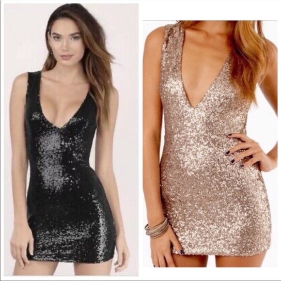 Tobi Dresses & Skirts - Black Tobi v neck sequin mini dress